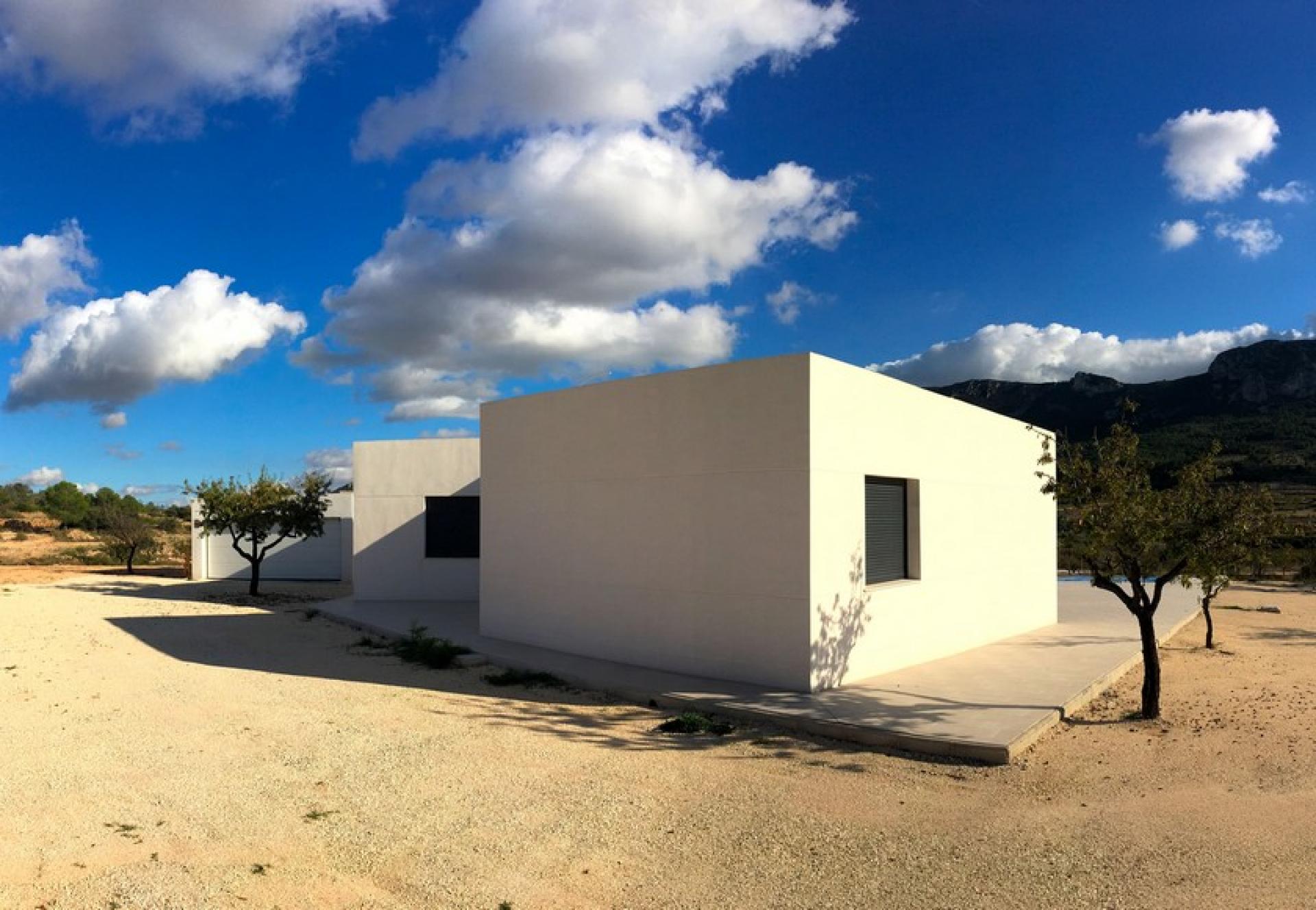 Villa espagnole moderne à Hondon de las Nieves, Hondon valley in Medvilla Spanje