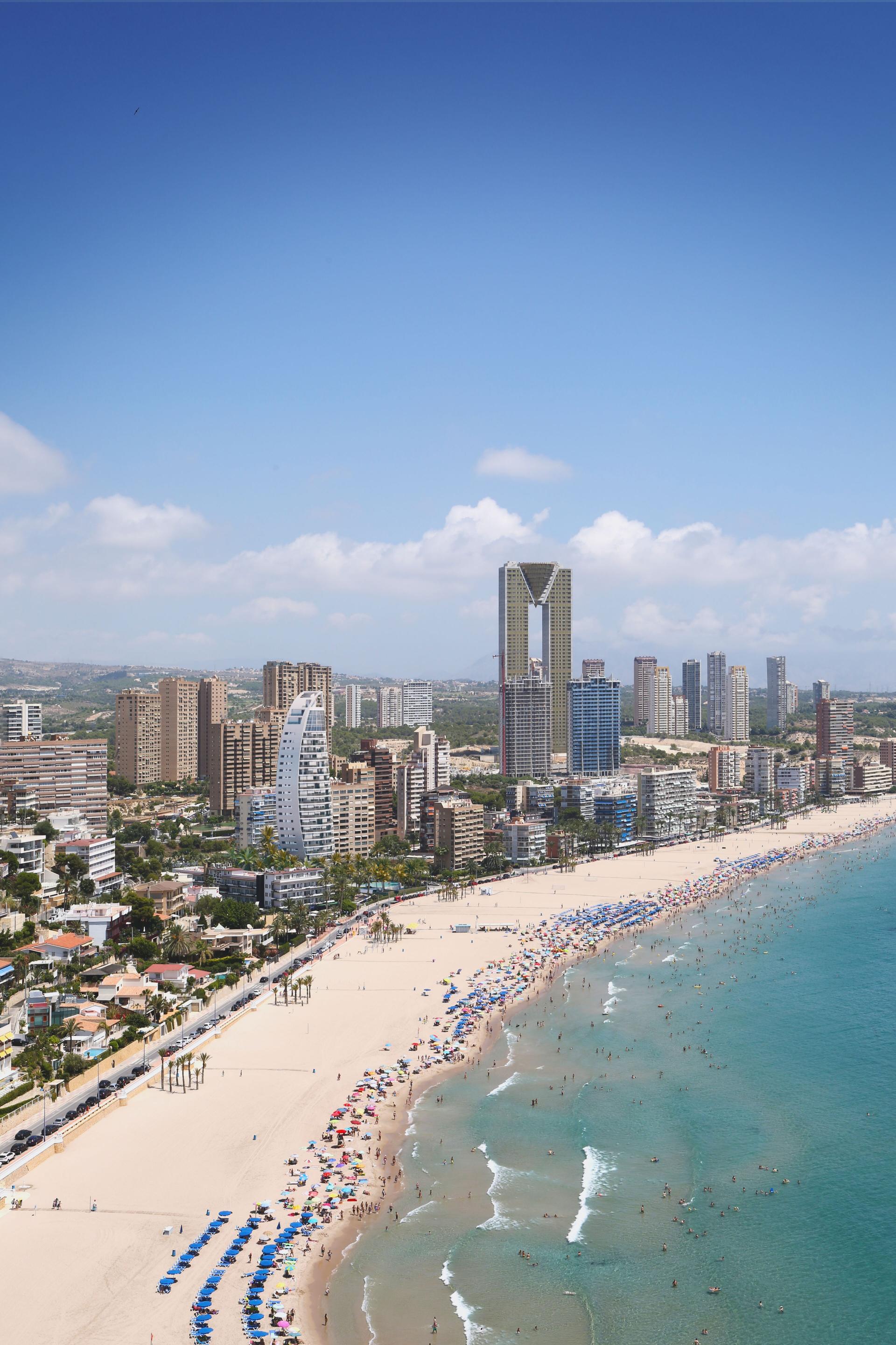 Appartement de luxe à vendre en Espagne, terrasse spacieuse 1 ° ligne plage in Medvilla Spanje