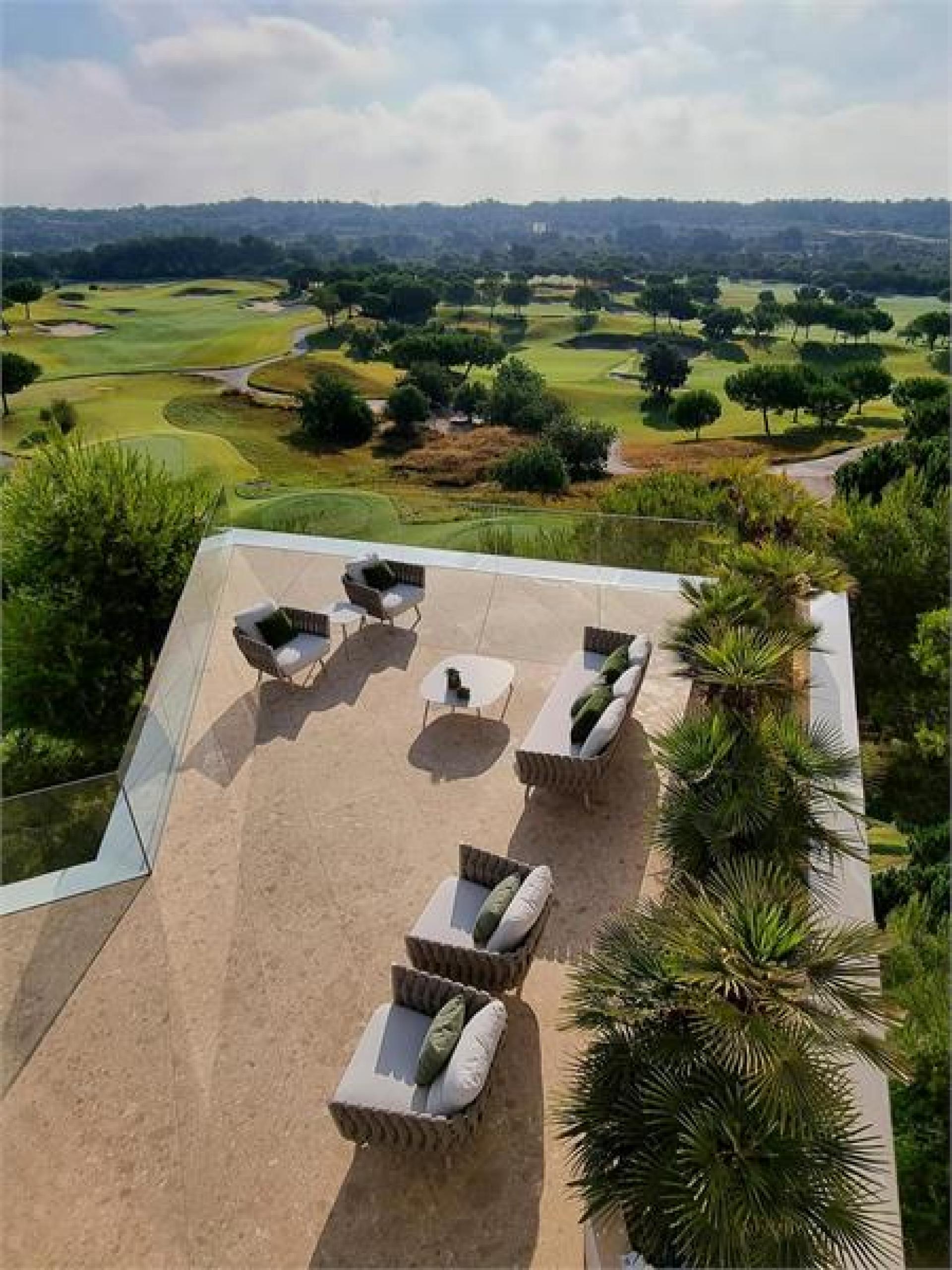 Morning Breeze, Villa Armani Designer sur Las Colinas Golf in Medvilla Spanje