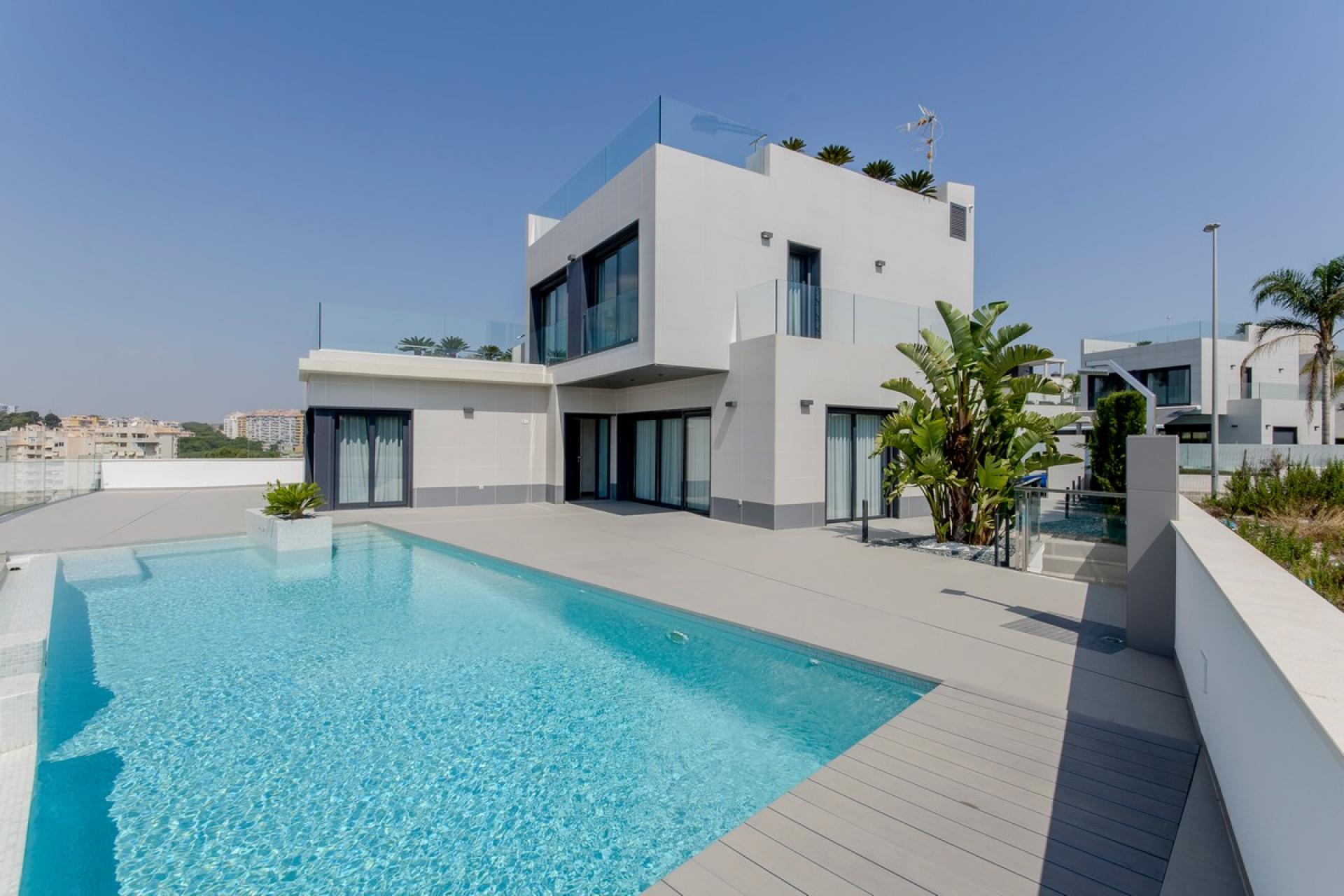 3 chambre Villa à Dehesa De Campoamor - Nouvelle construction in Medvilla Spanje