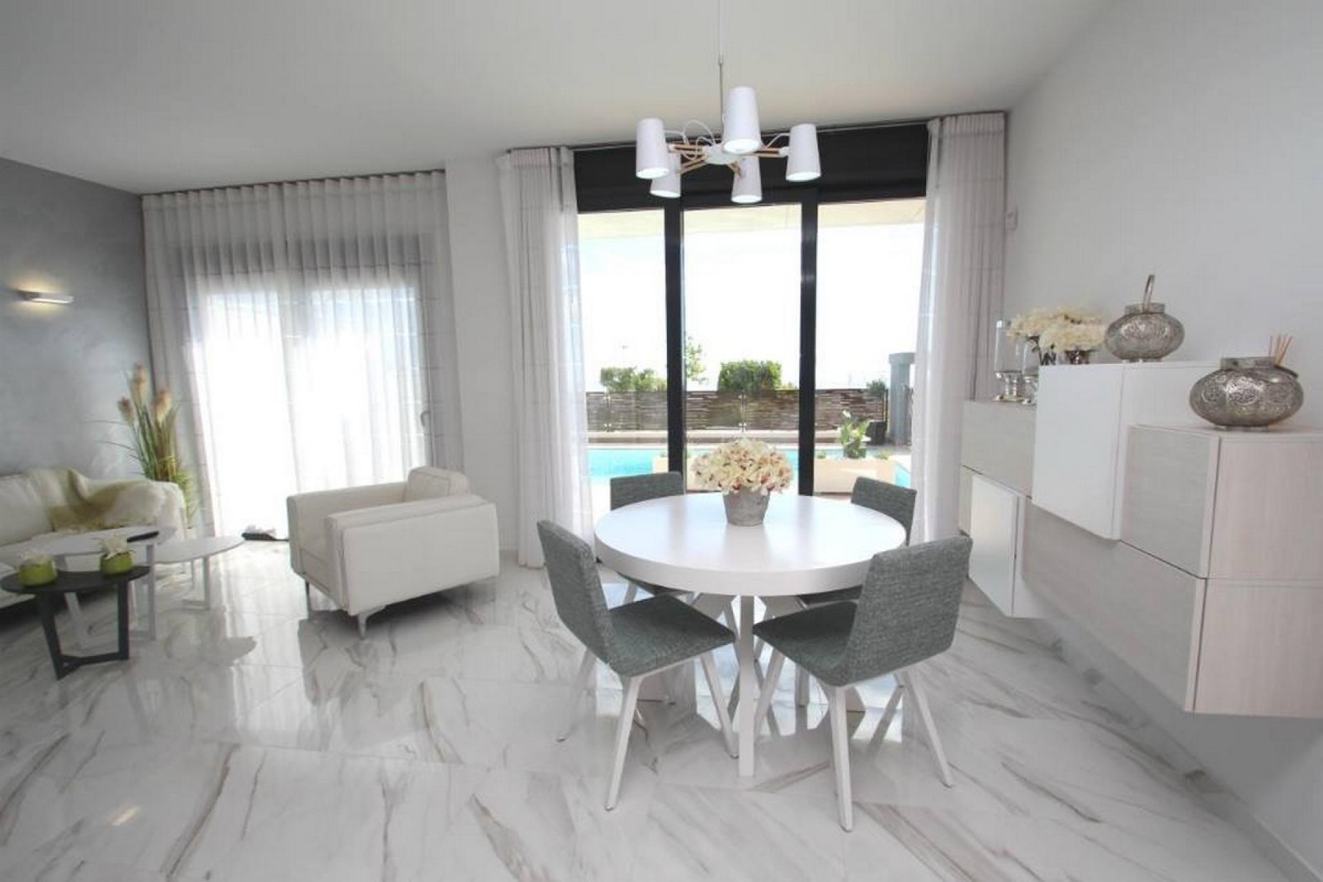 3 chambre Villa à Dehesa De Campoamor - Nouvelle construction in Medvilla Spanje