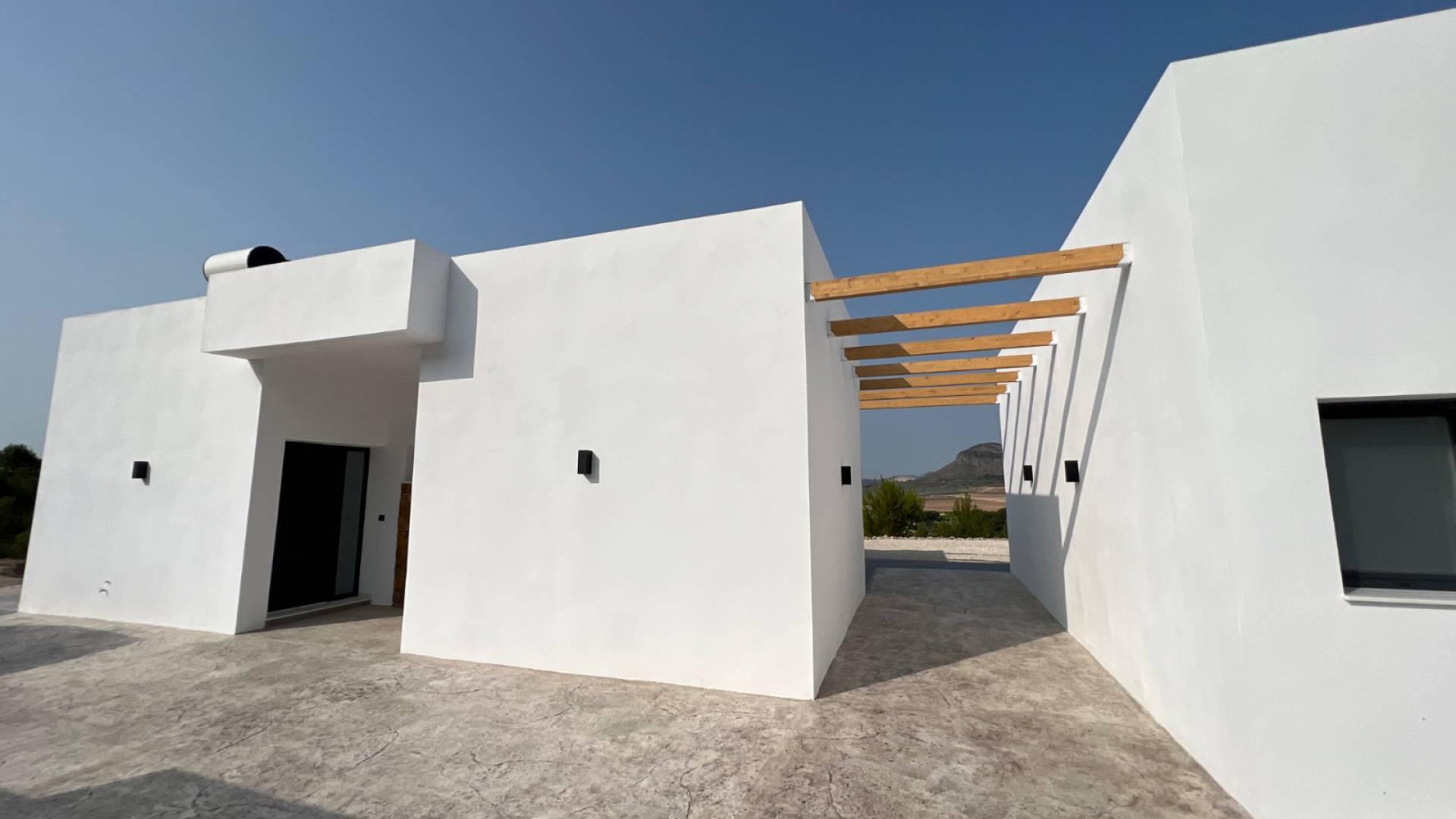 Villa individuelle avec piscine en construction à La Romana in Medvilla Spanje