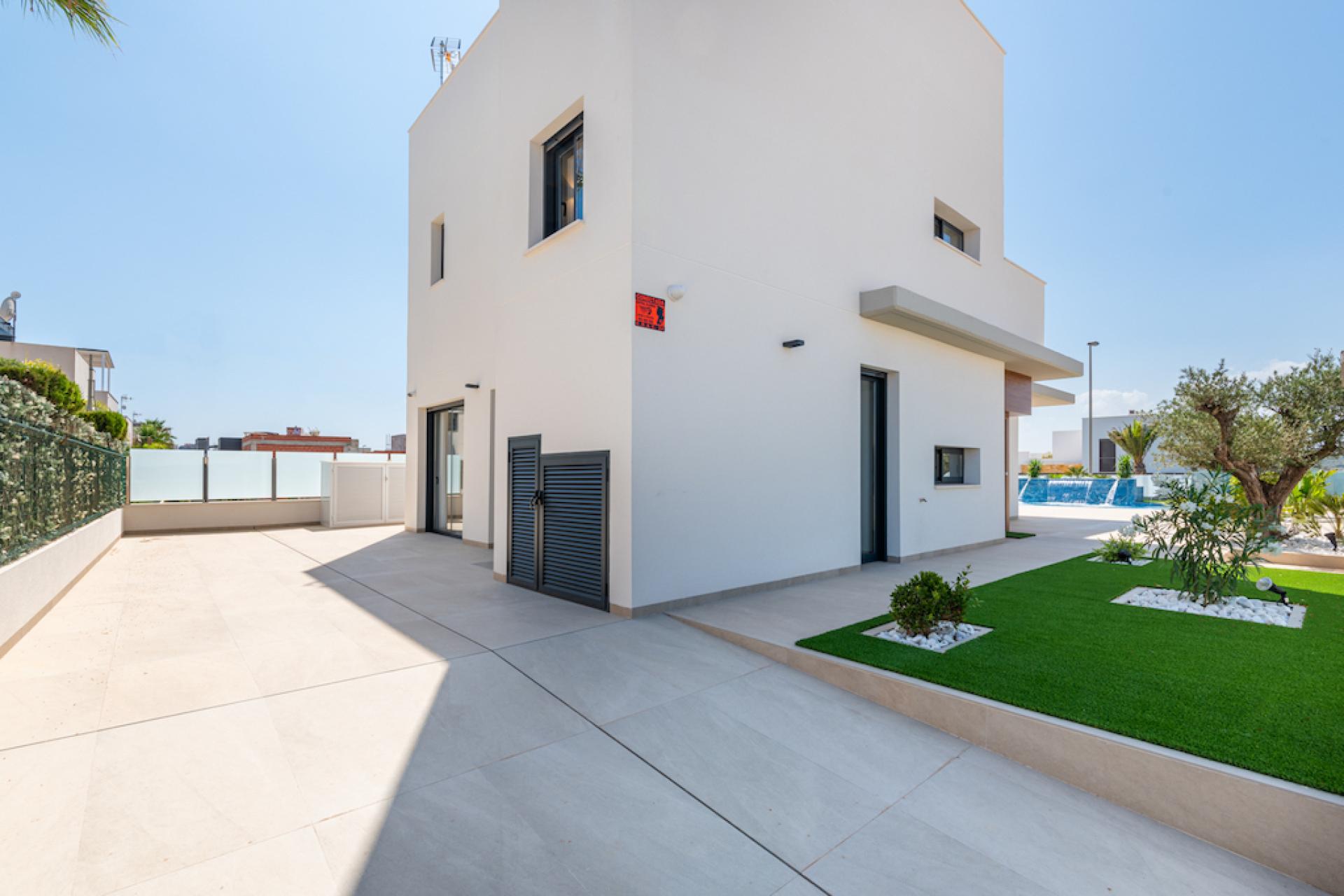 3 chambre Villa à Dehesa De Campoamor - Nouvelle construction in Medvilla Spanje