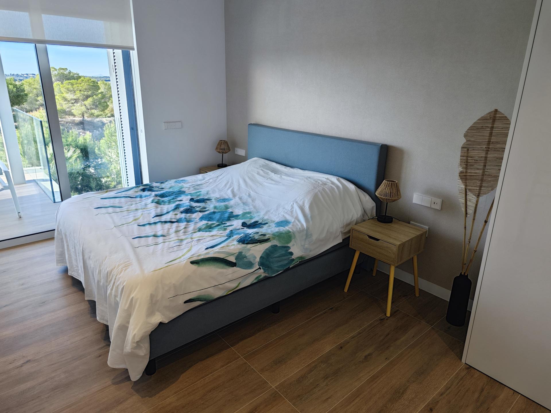 Appartement de revente de luxe sur Las Colinas Golf in Medvilla Spanje