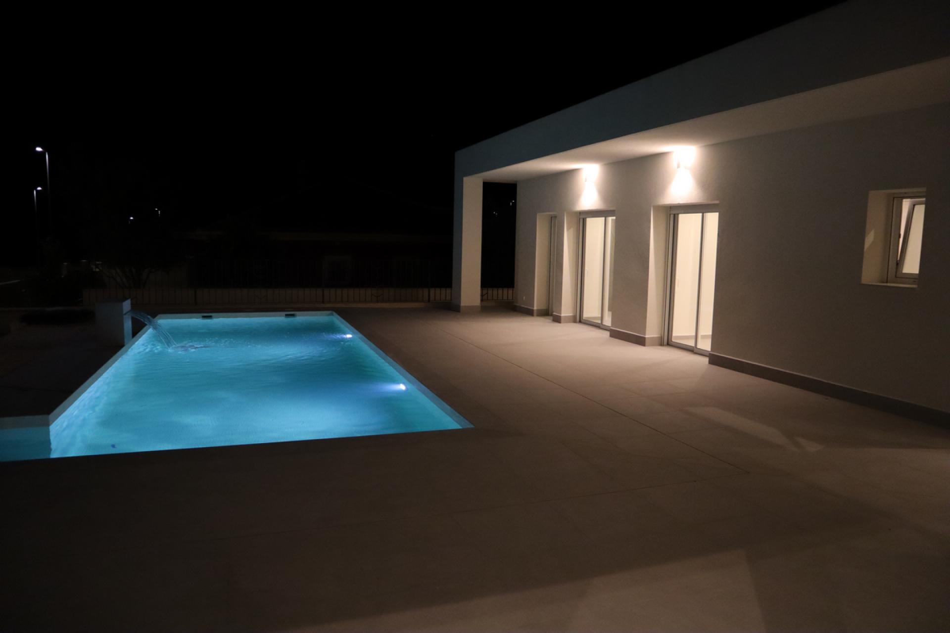 Villa nouvellement construite sur la Costa Blanca in Medvilla Spanje